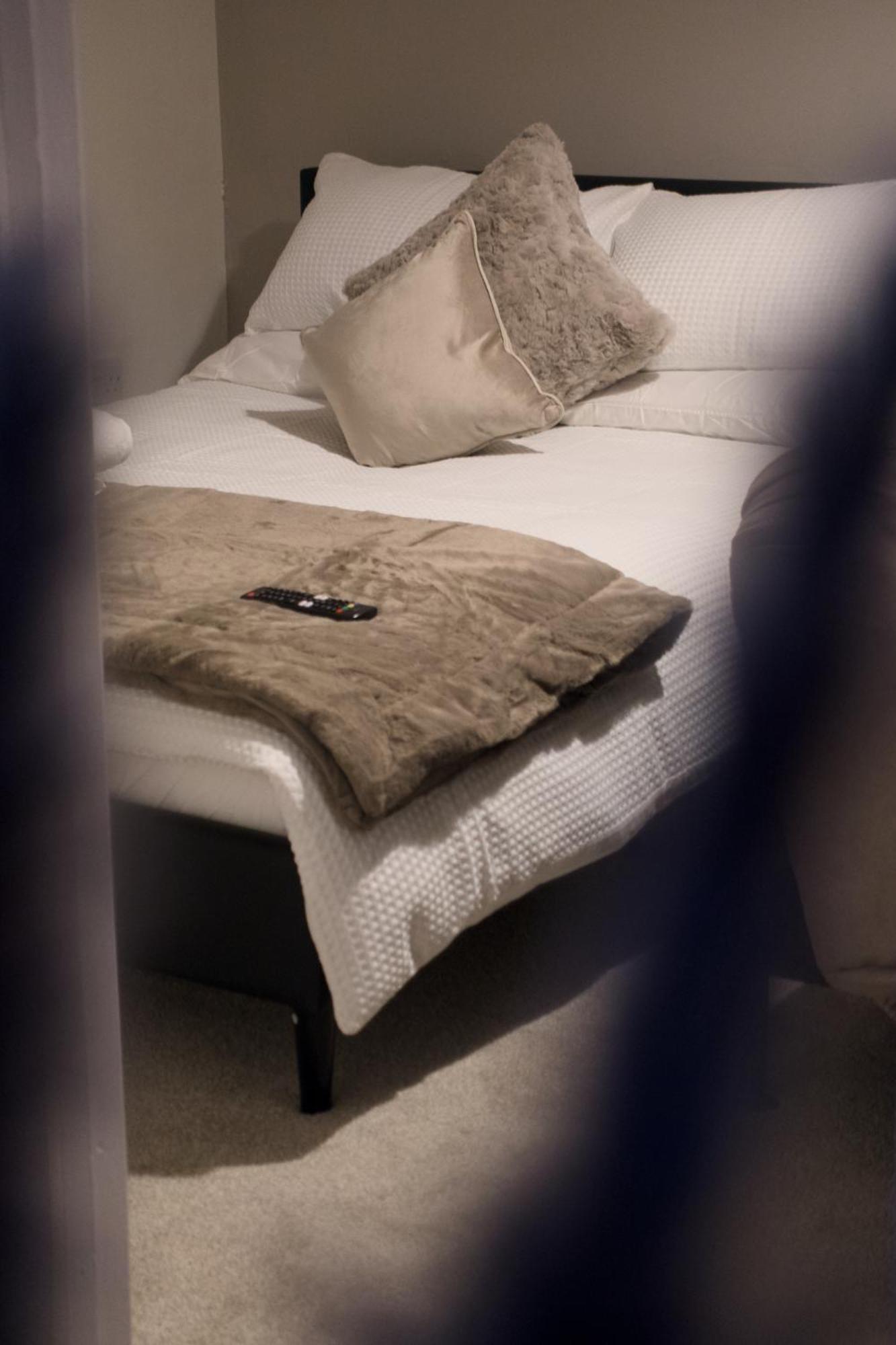1 Bedroom Apartment - The Opal 첼튼엄 외부 사진