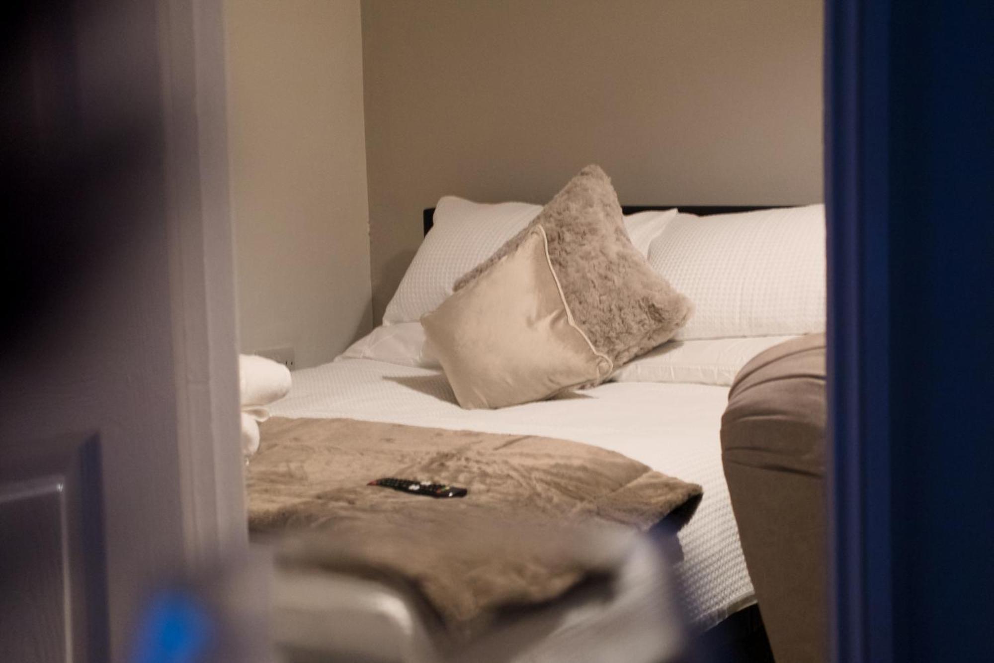 1 Bedroom Apartment - The Opal 첼튼엄 외부 사진